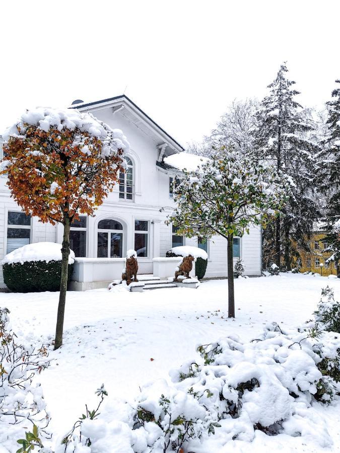 Meeressterne Hotel Weisses Schloss Heringsdorf  Exterior photo